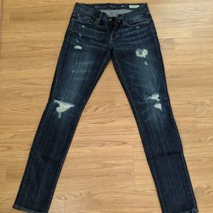 Levis Capital E Low Rise Jean Sz. 27